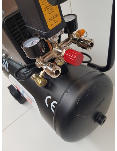Compresseur d'air coaxial 24 L, 1,5 cv, électrique