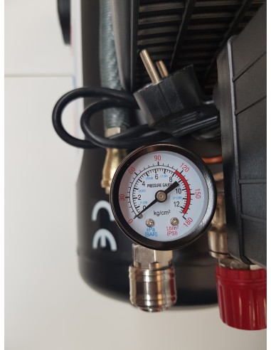 Compresseur d'air coaxial 24 L, 1,5 cv, électrique