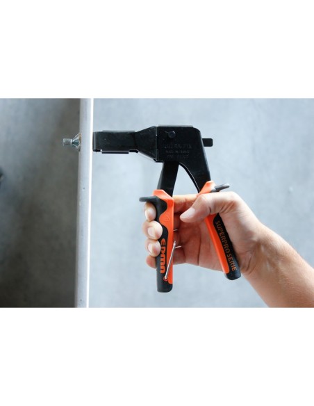 ULTRA-FIX® - Pistolet d'expansion pour chevilles métalliques universelles ULTRA-FIX® - Pistolet d'expansion pour chevilles métalliques universelles